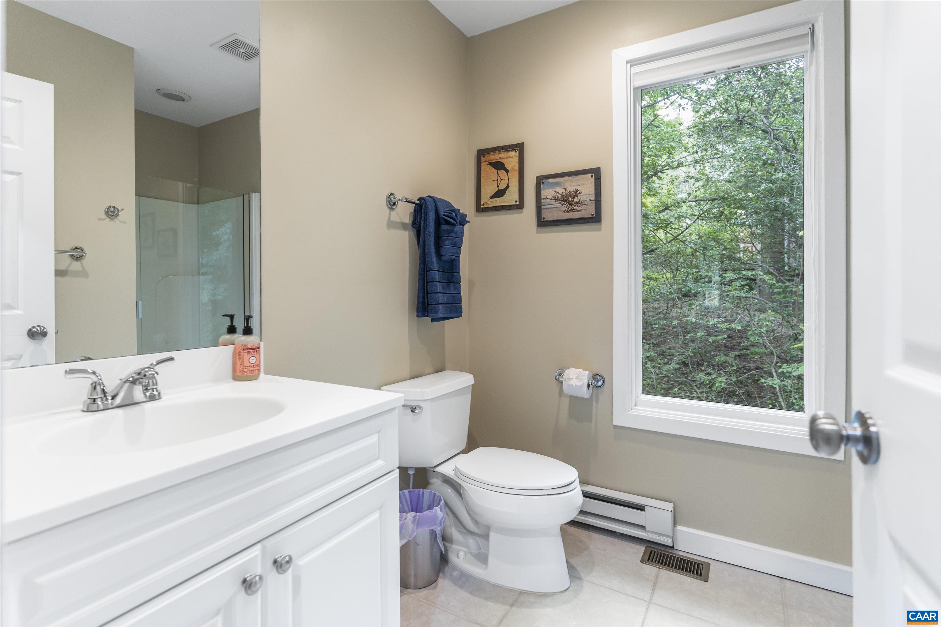 19 Ivy Glen Ln