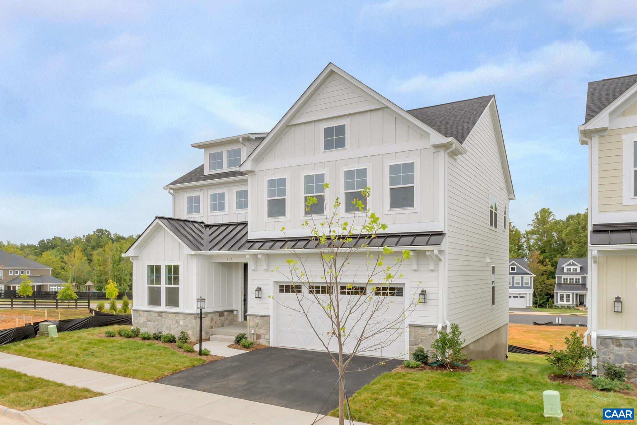 6 Laconia Ln