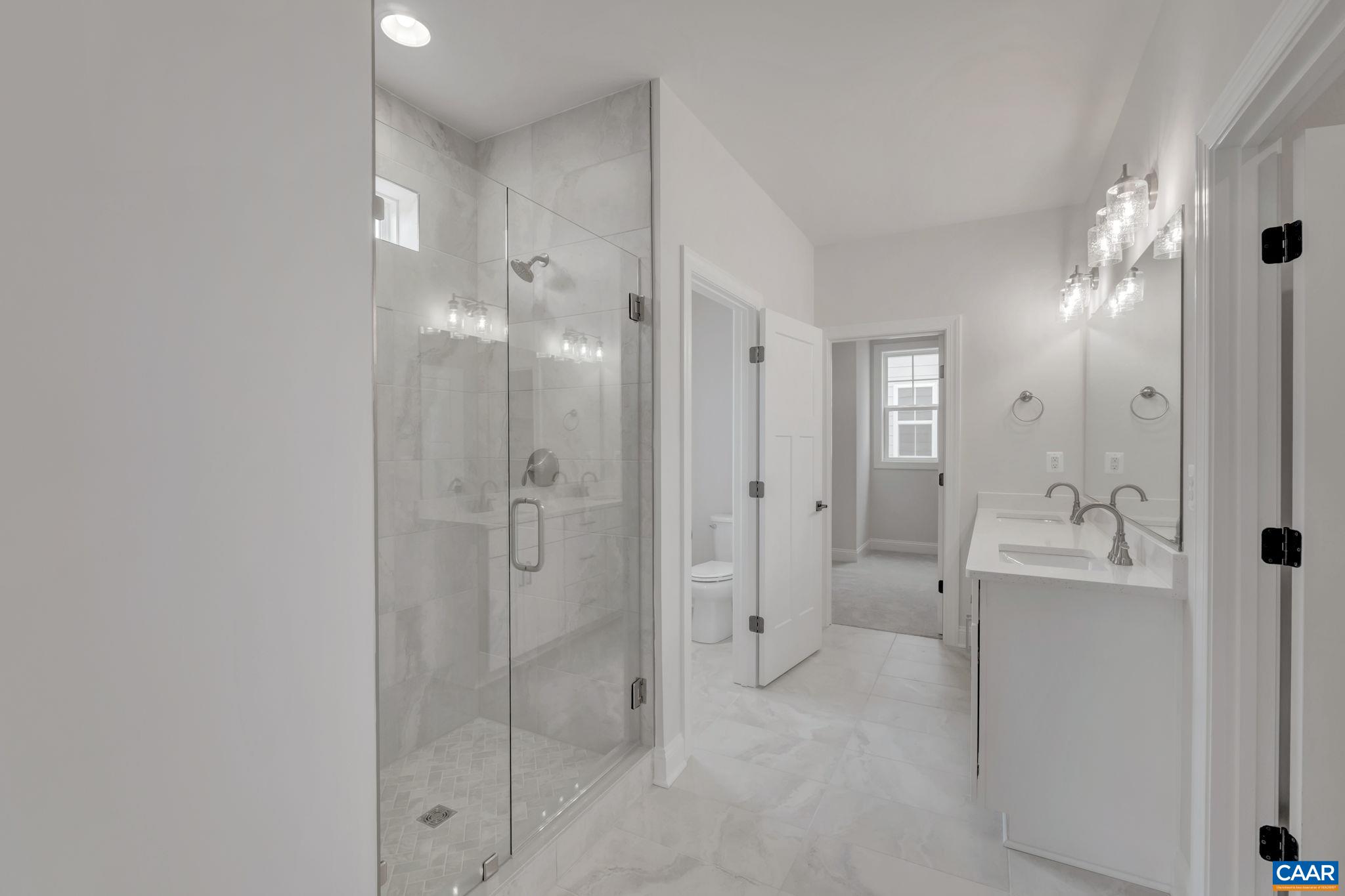 6 Laconia Ln