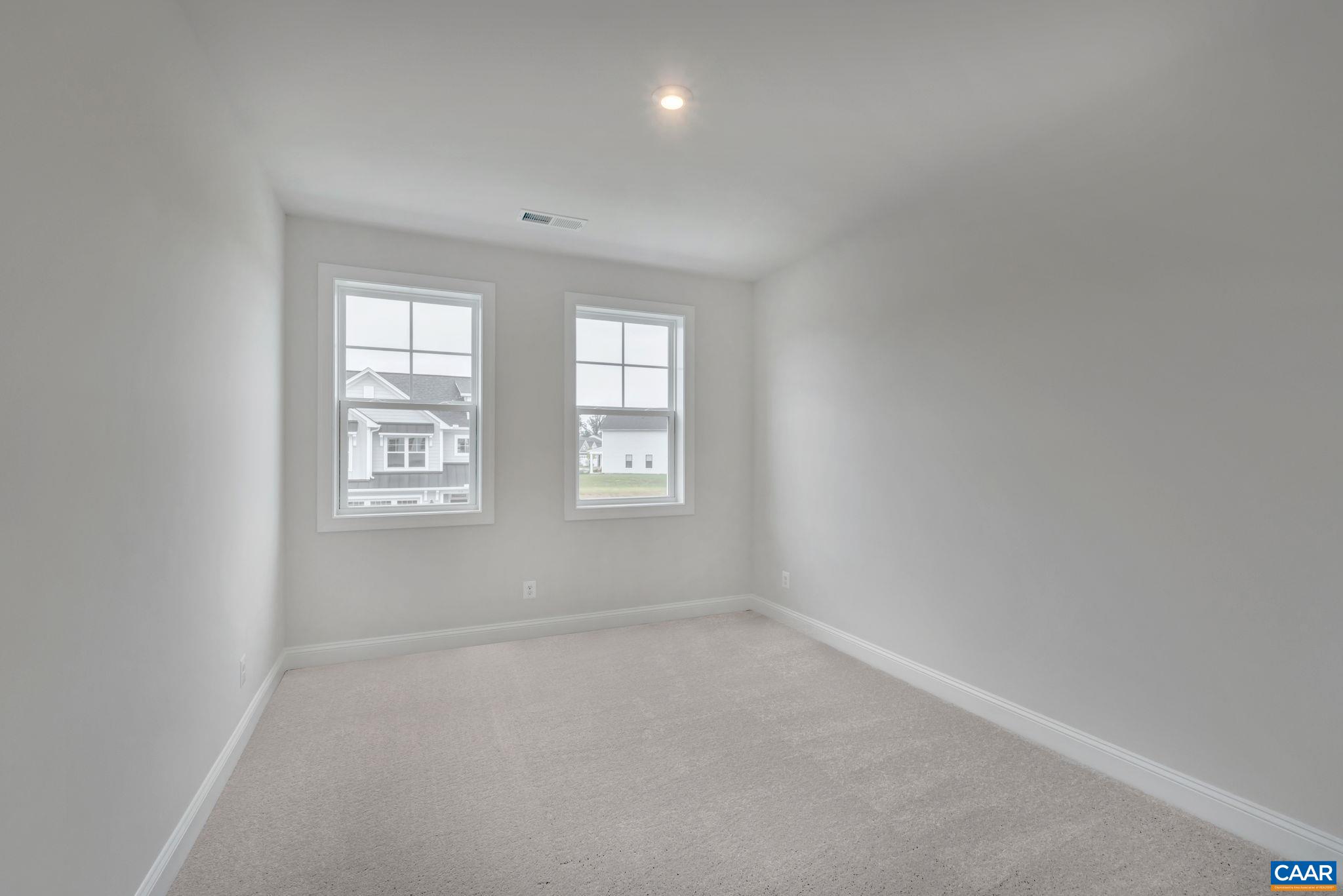 6 Laconia Ln