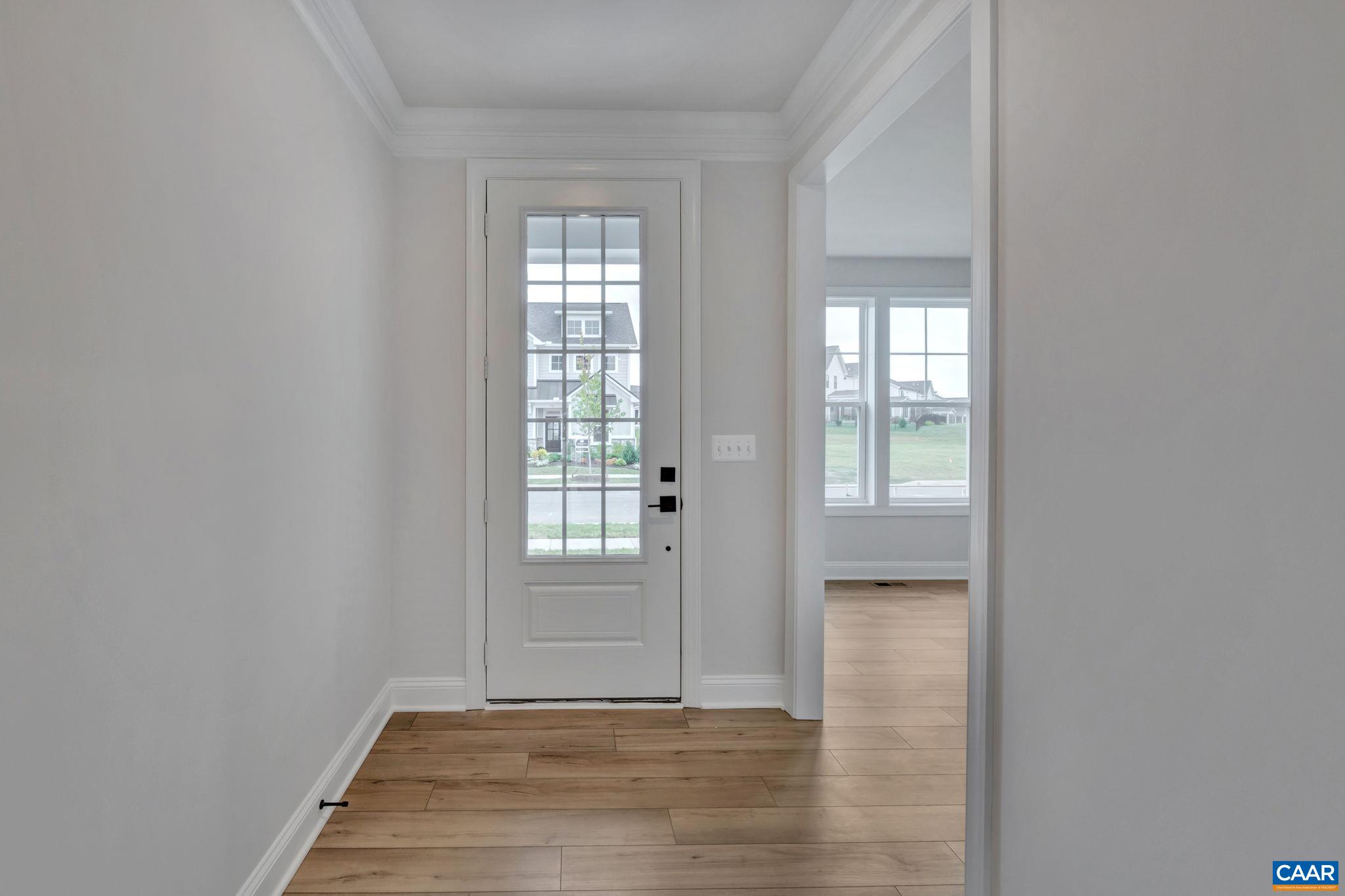6 Laconia Ln