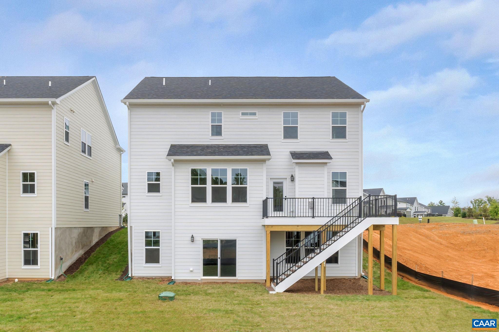 6 Laconia Ln