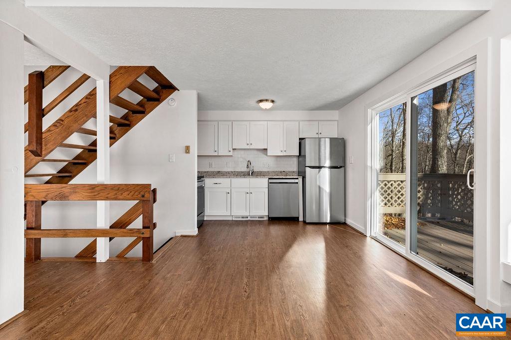 38 Firtree Dr