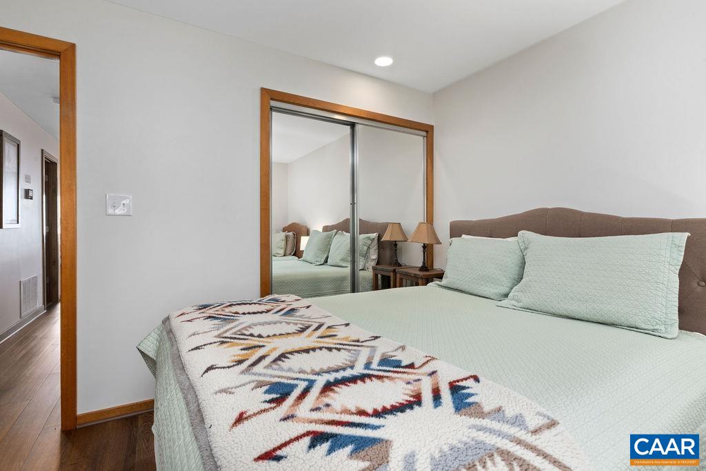 1531 Cliffs Condos