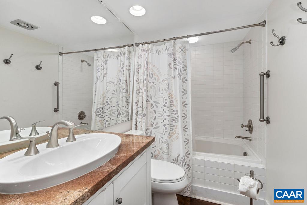 1531 Cliffs Condos