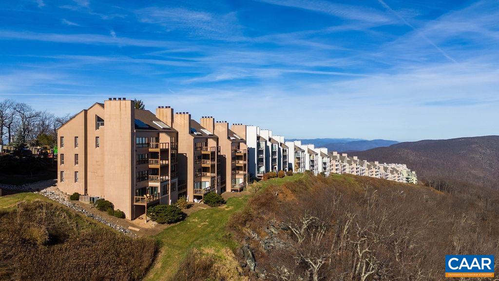 1531 Cliffs Condos