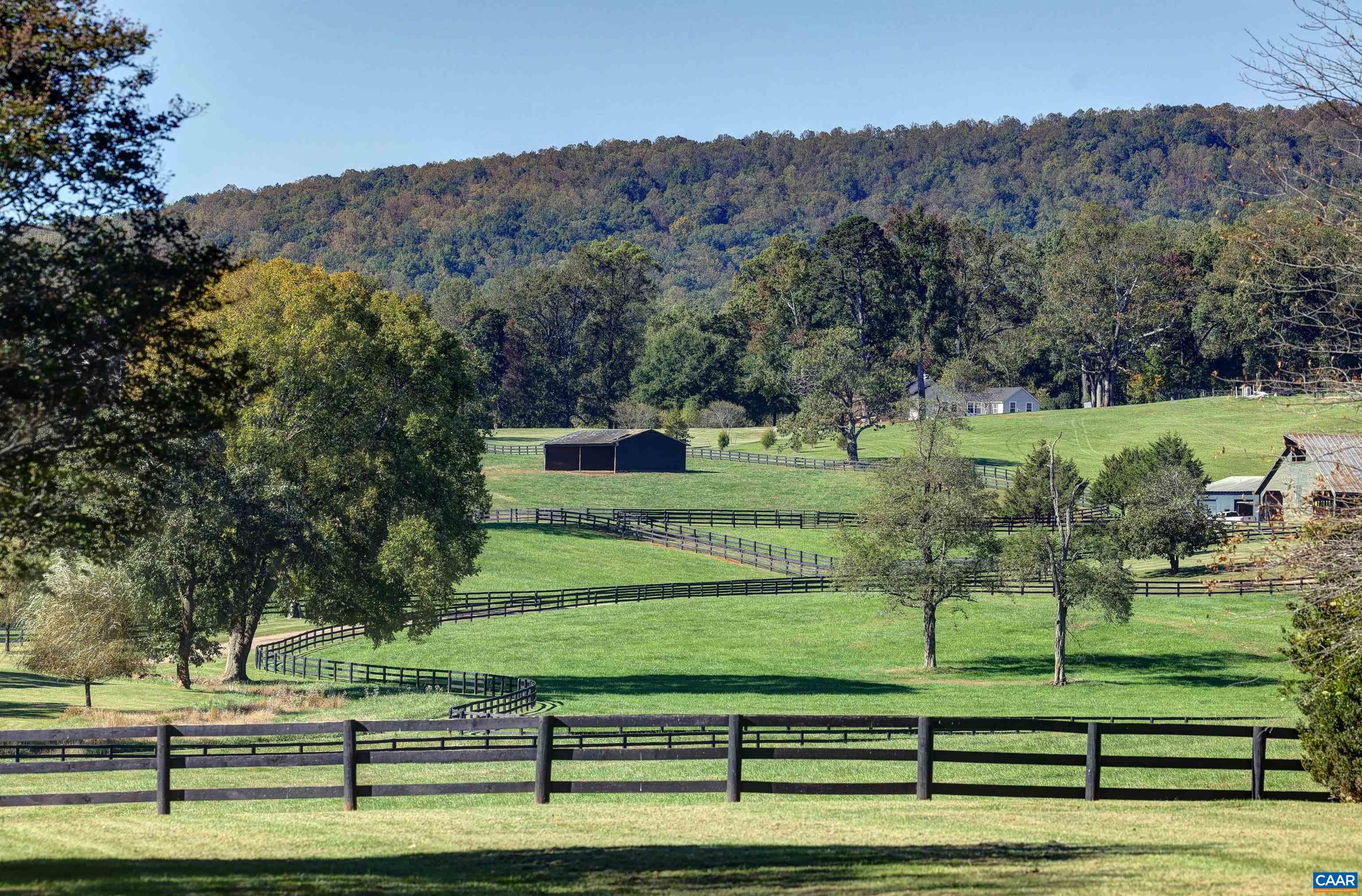 2262 Old Keswick Farm