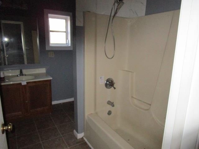 609 Grubert Ave