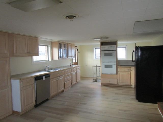 609 Grubert Ave