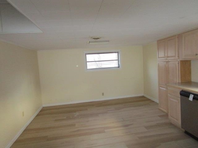 609 Grubert Ave