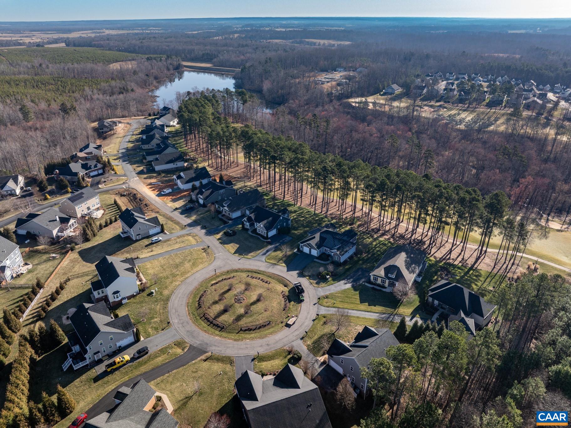 2 Forest Ct