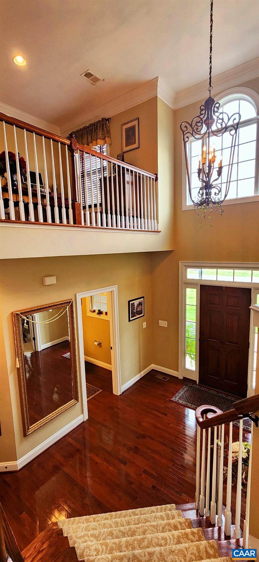 2 Forest Ct