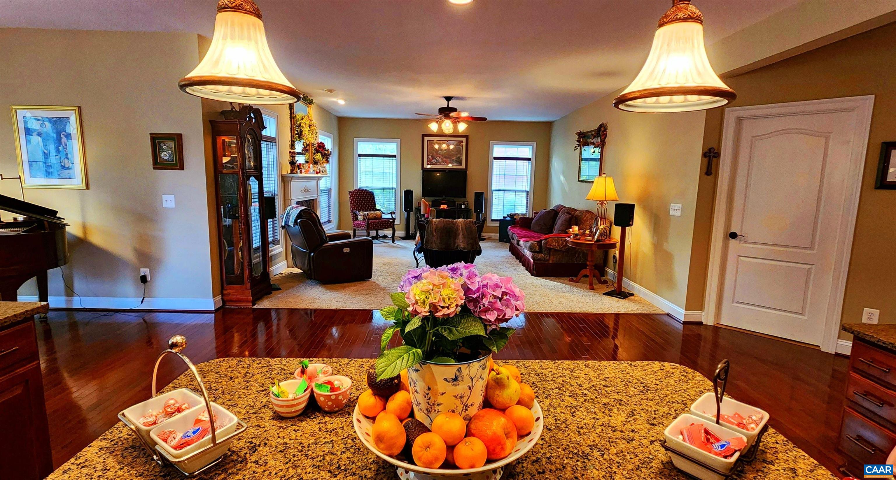 2 Forest Ct