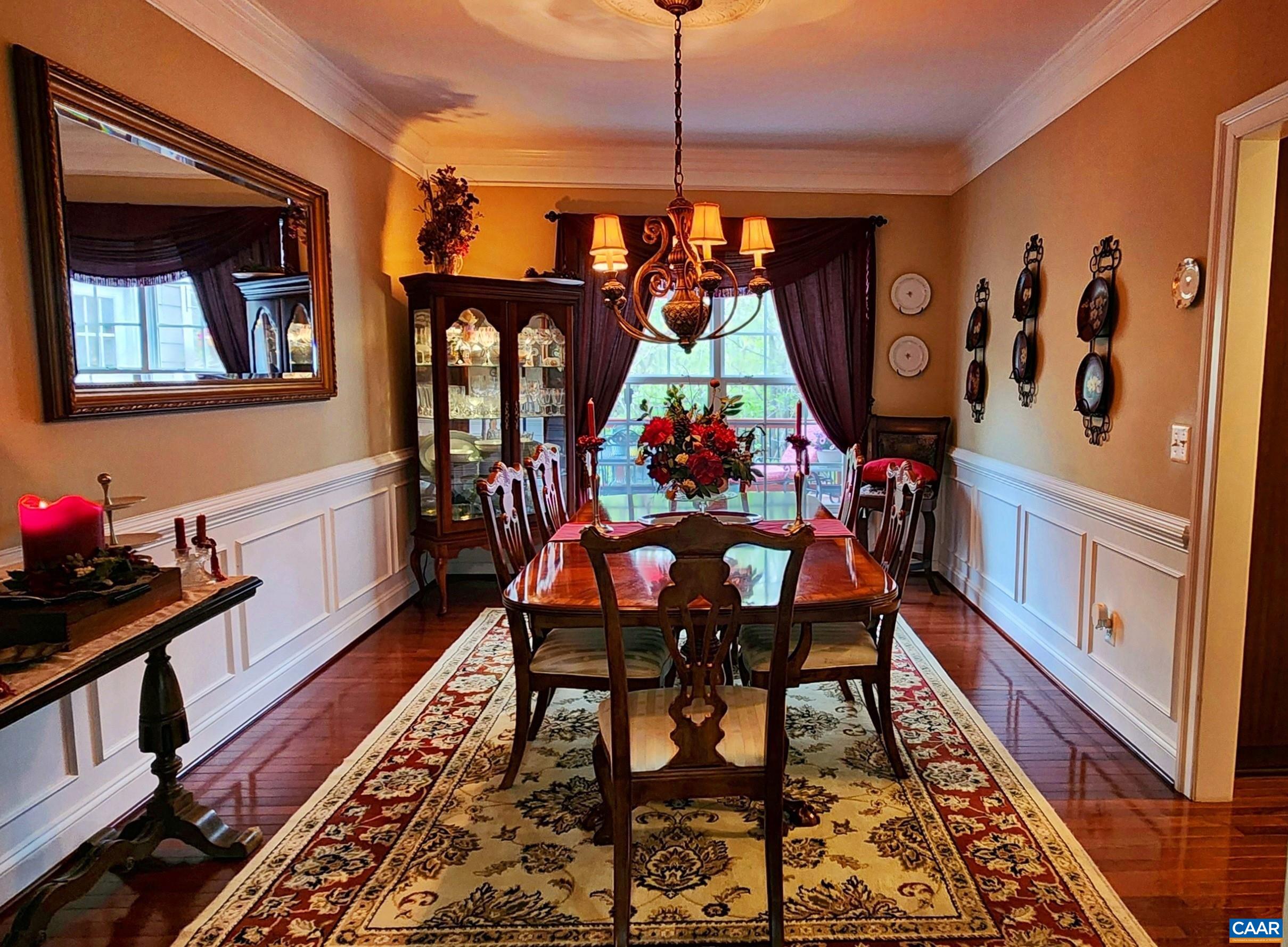 2 Forest Ct