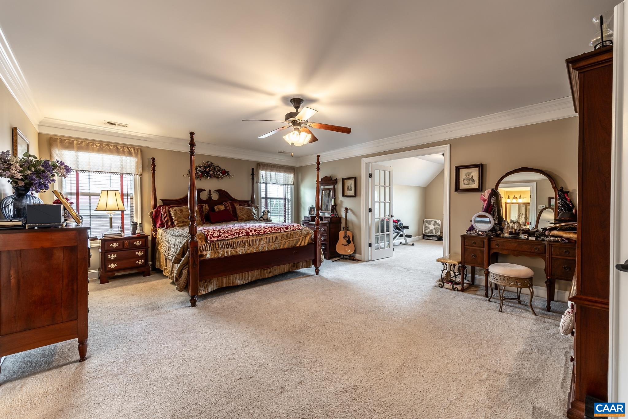2 Forest Ct