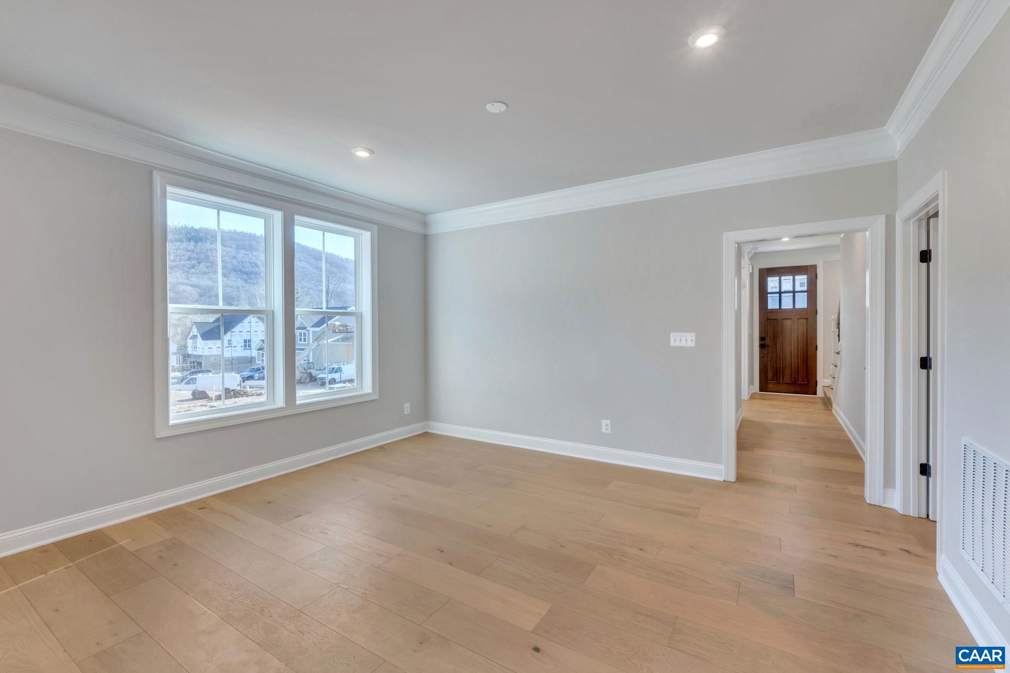 51b Farrow Dr