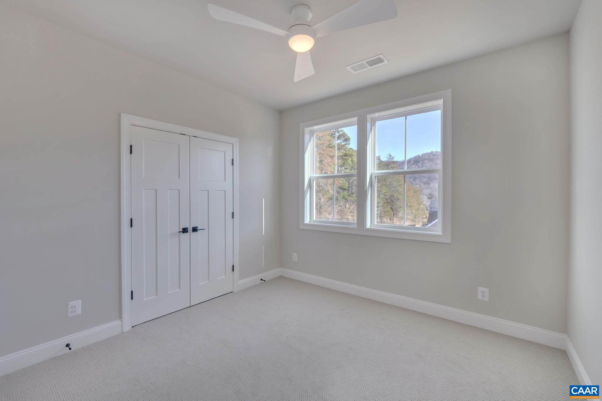 51b Farrow Dr