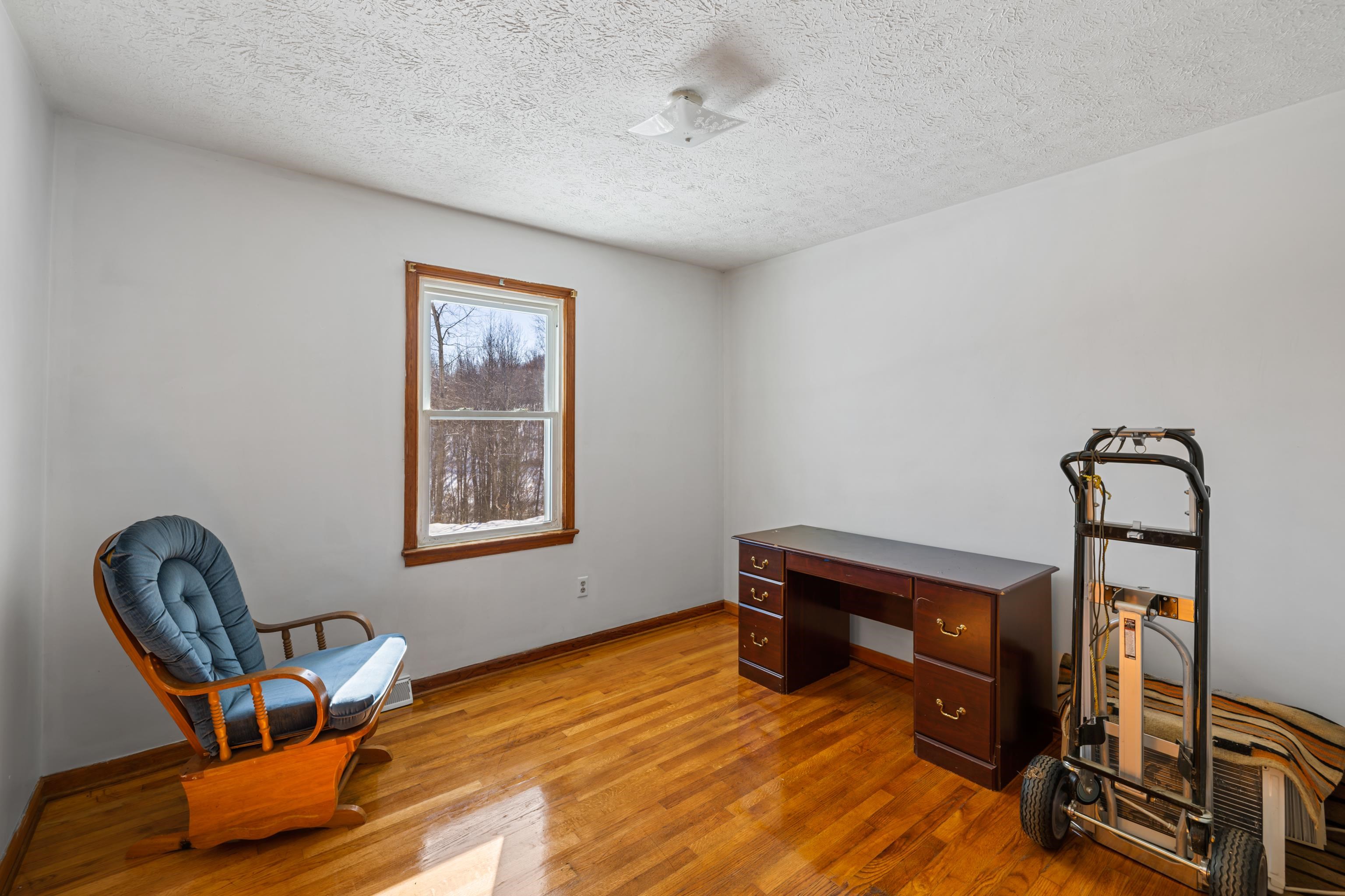 453 Glass Hollow Rd