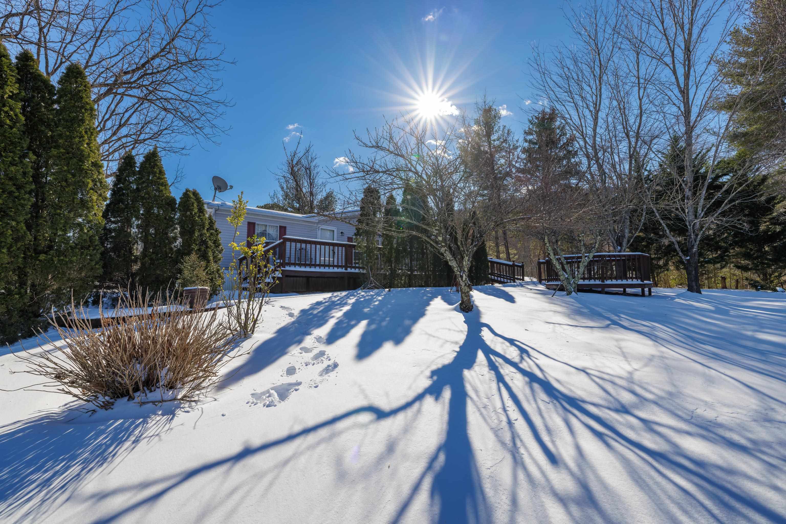 453 Glass Hollow Rd