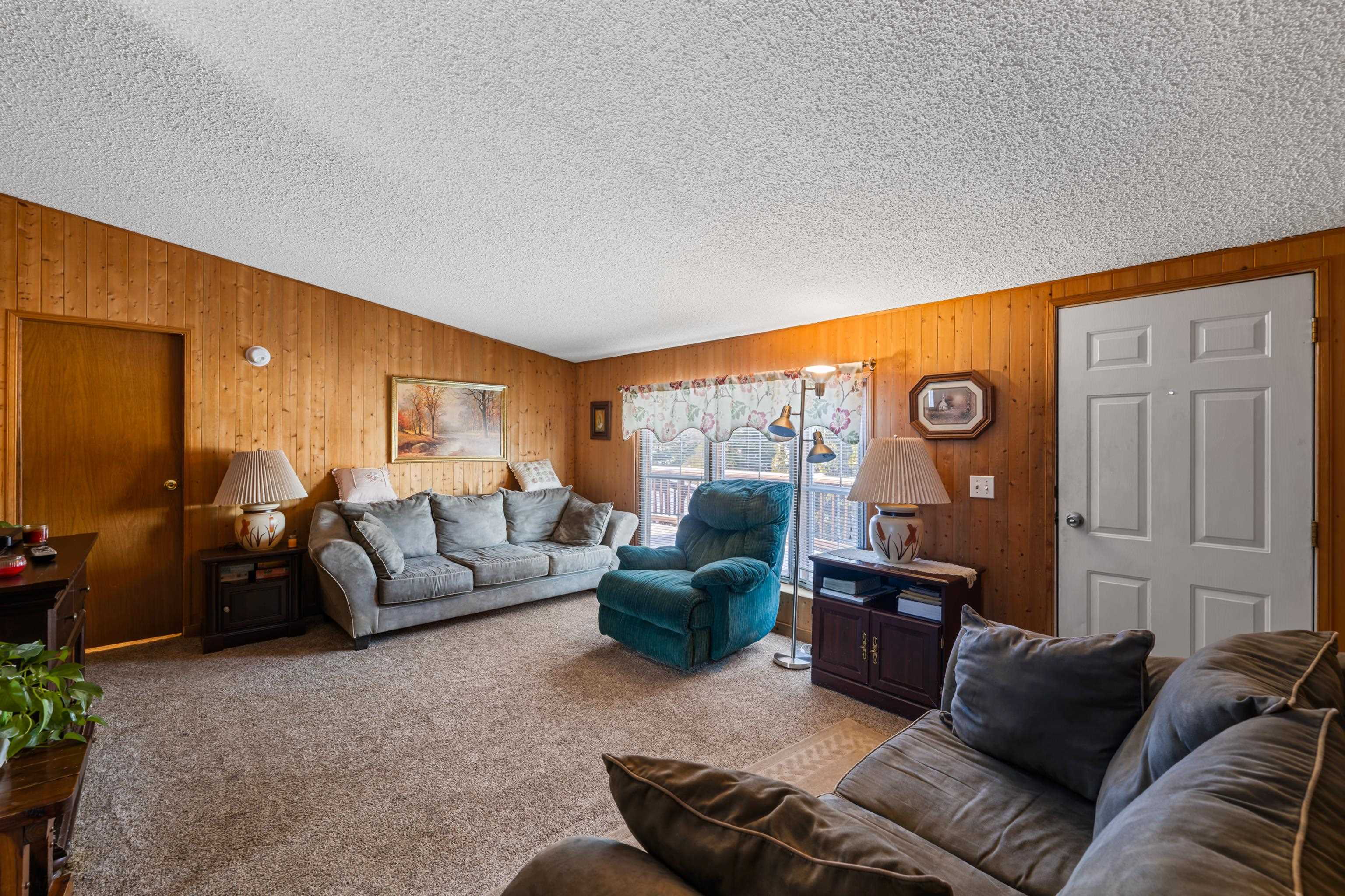 453 Glass Hollow Rd