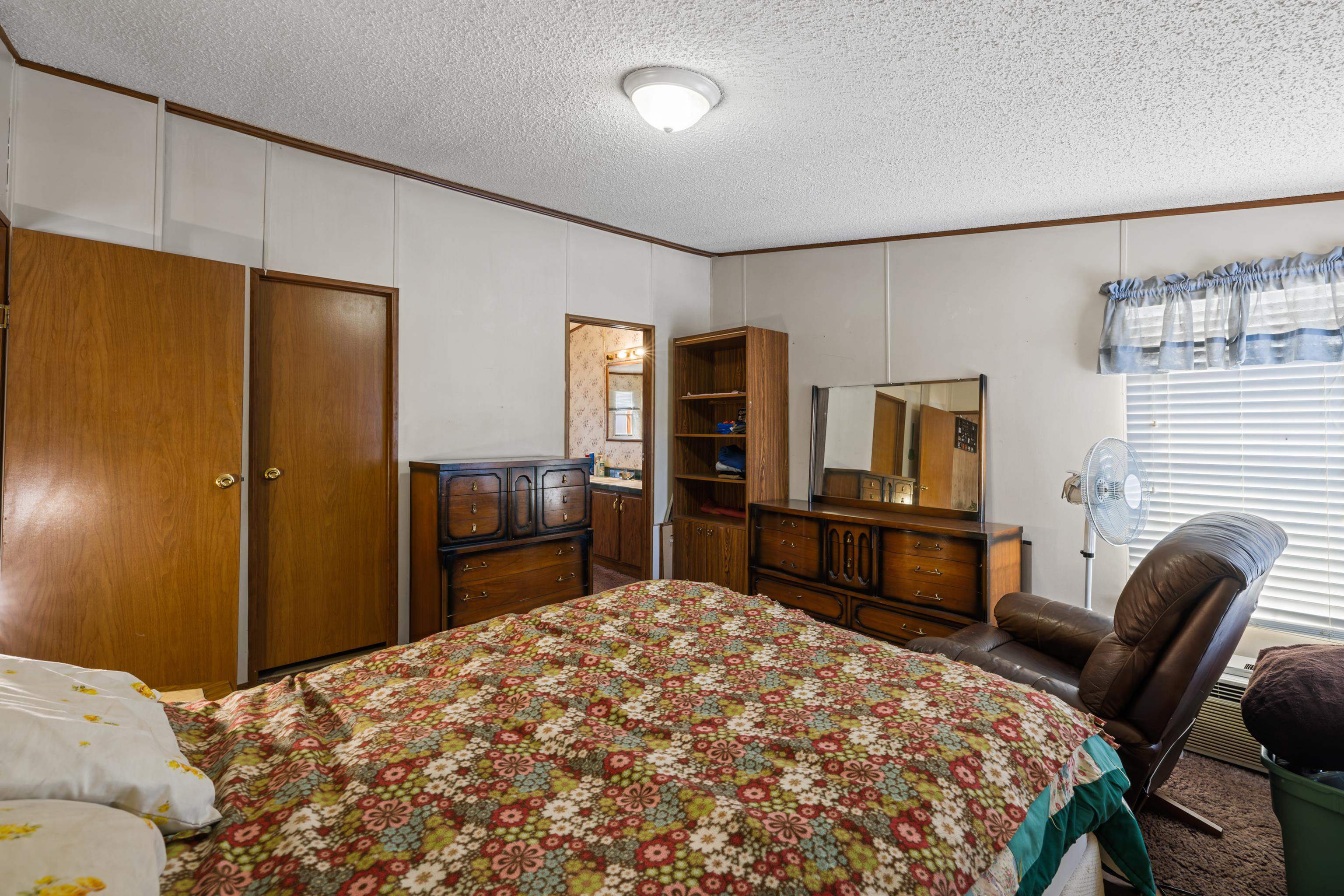 453 Glass Hollow Rd