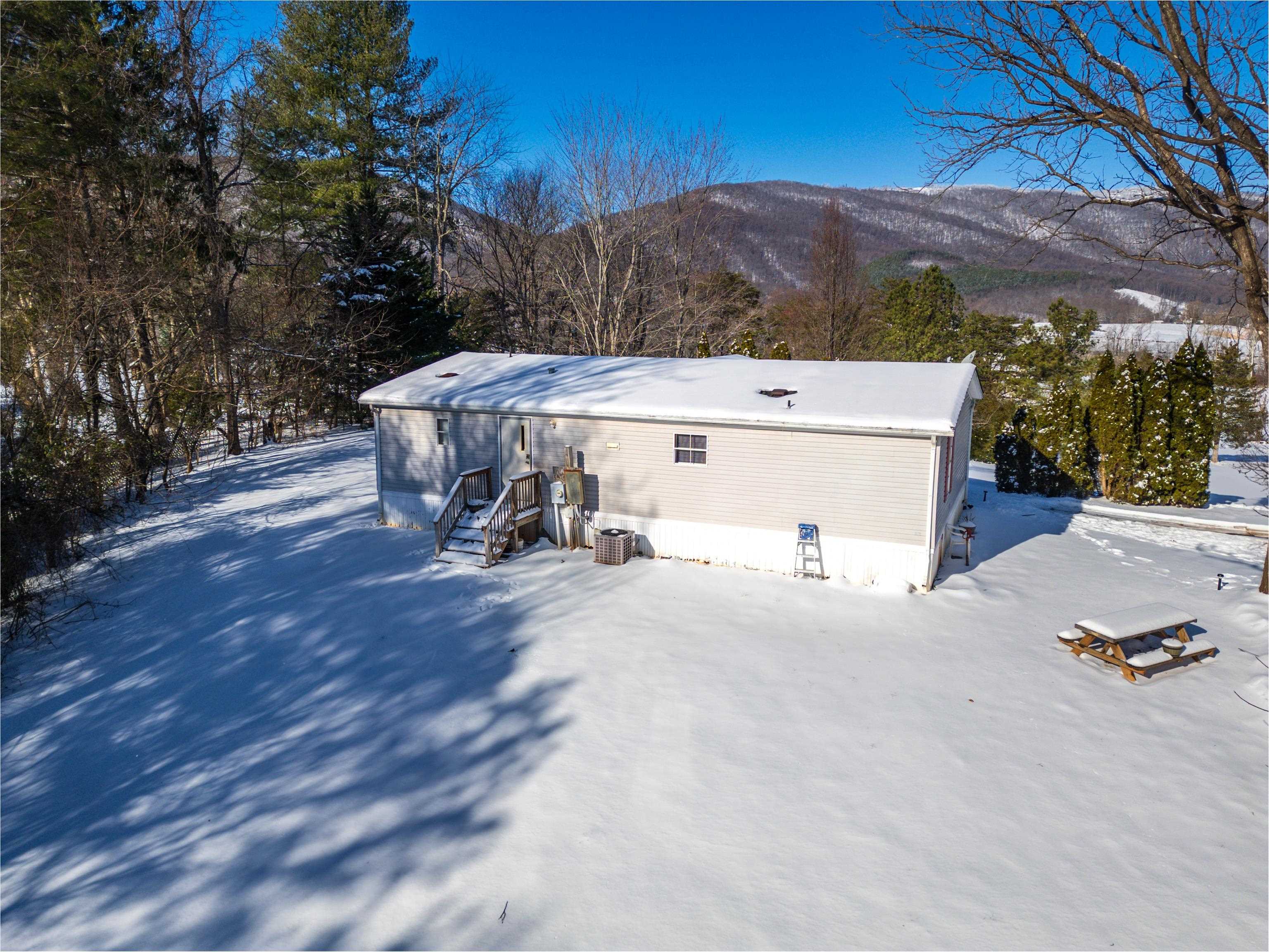 453 Glass Hollow Rd