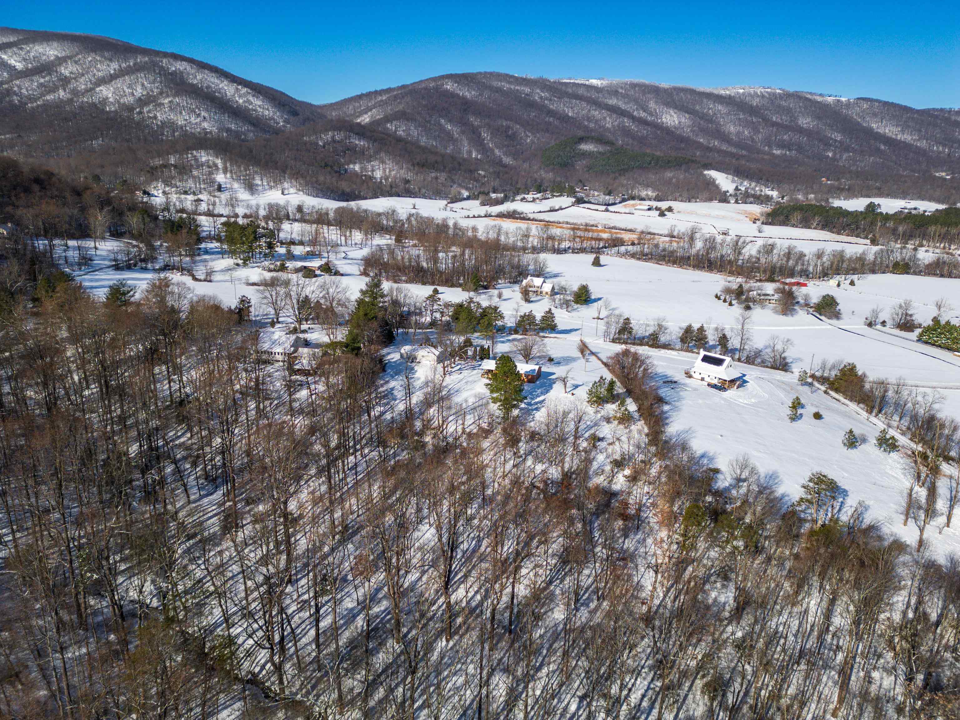 453 Glass Hollow Rd
