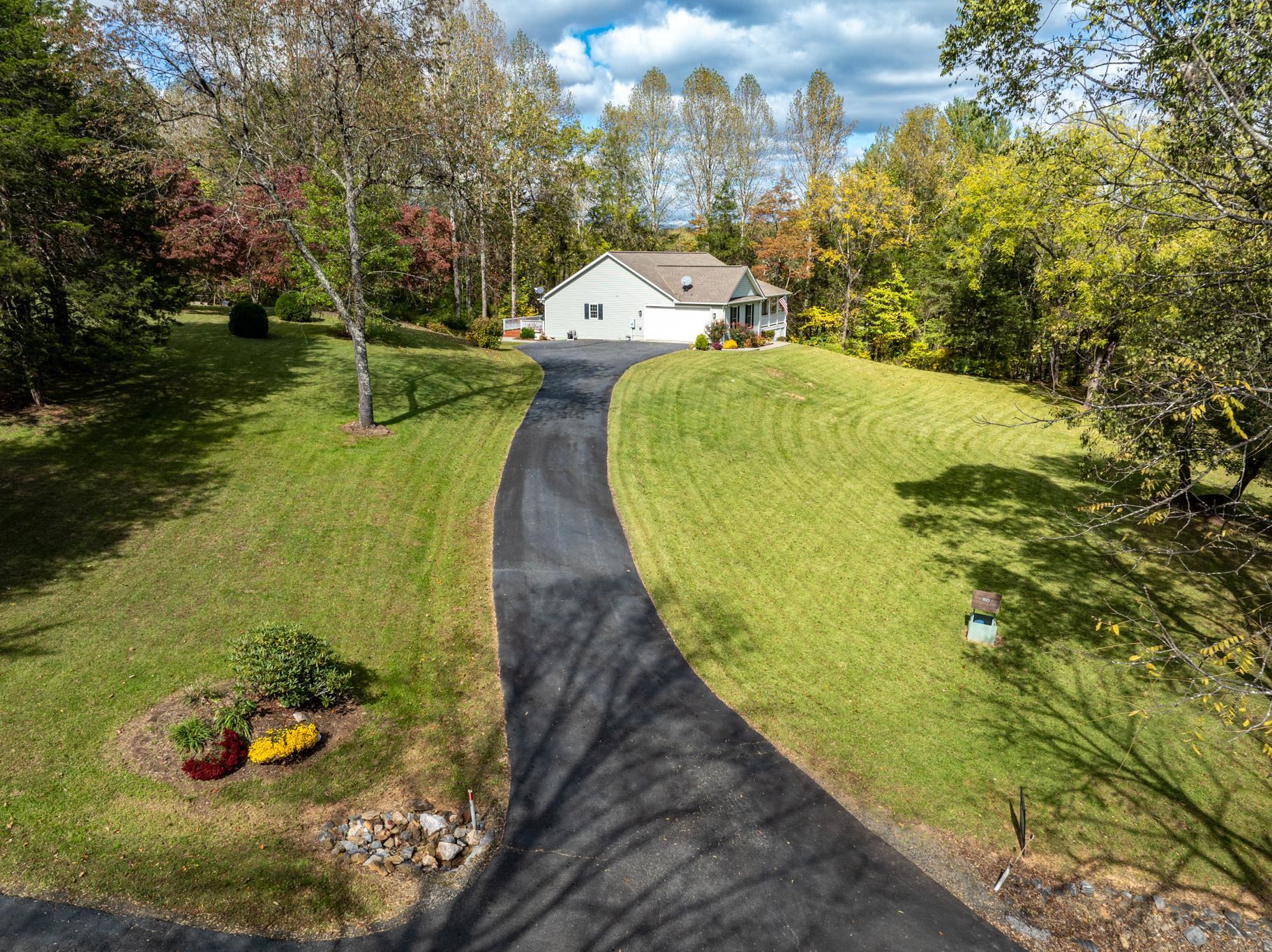 150 Heritage Hill Ln