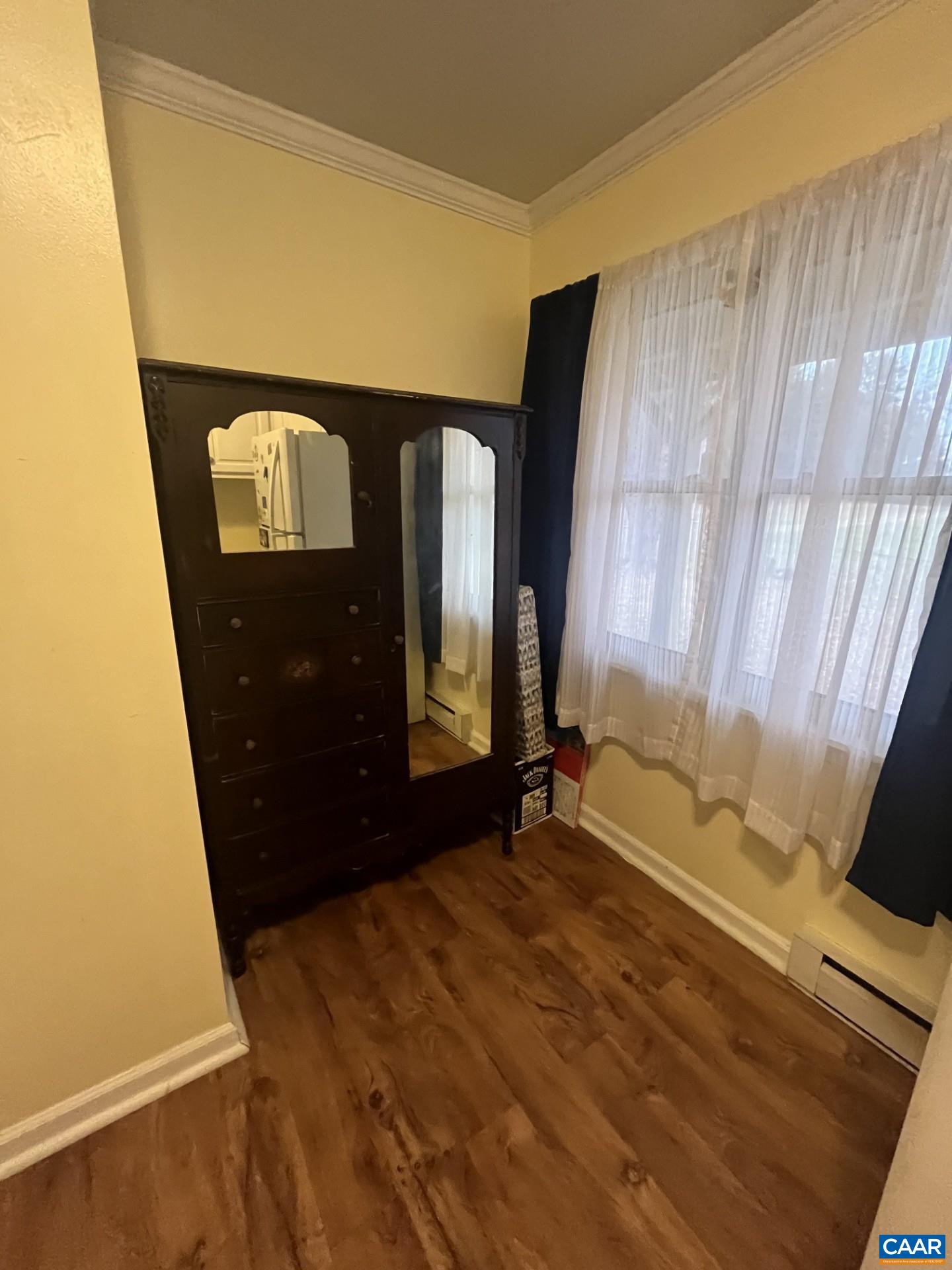 916 Hensley Rd