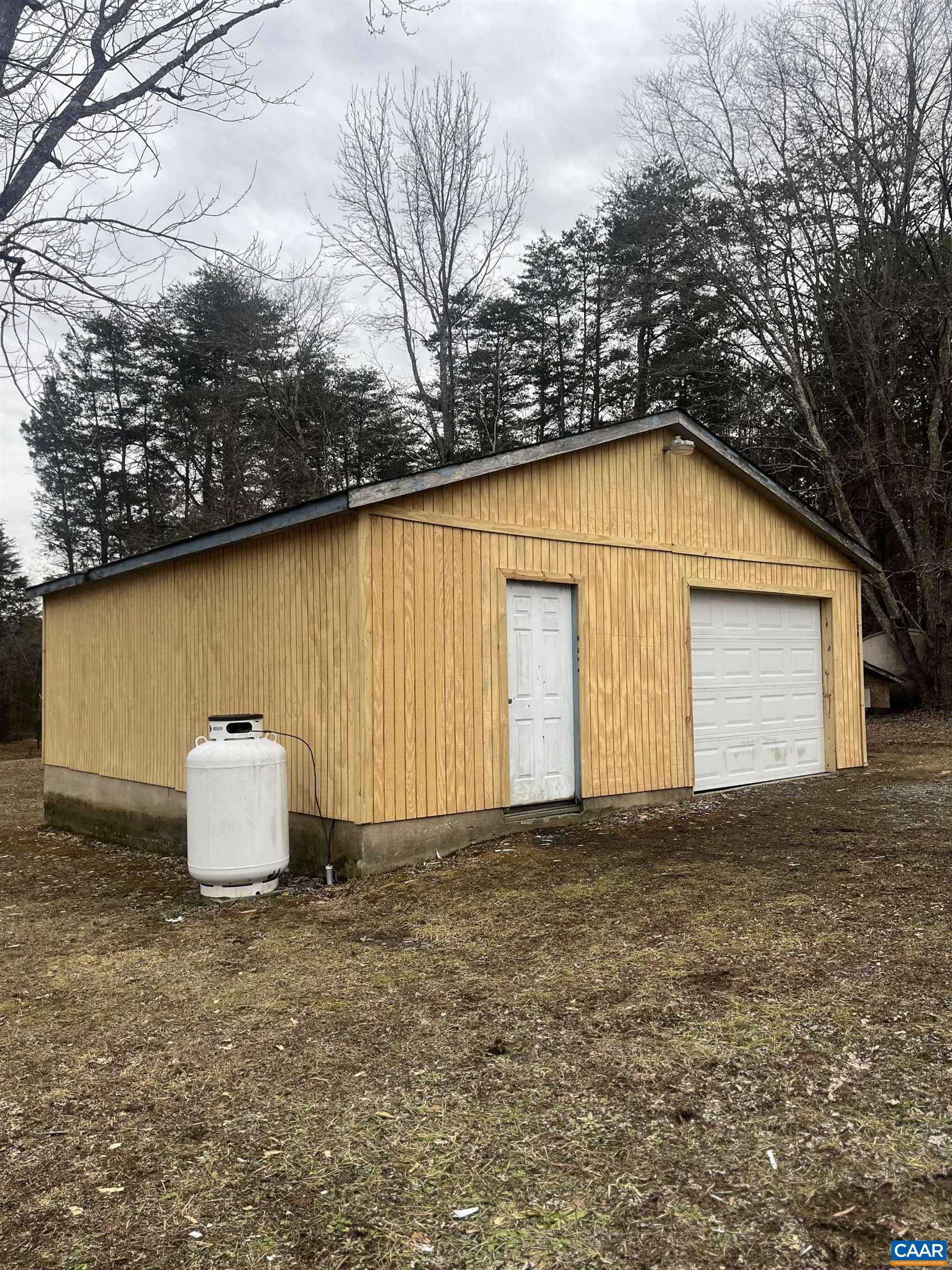 916 Hensley Rd