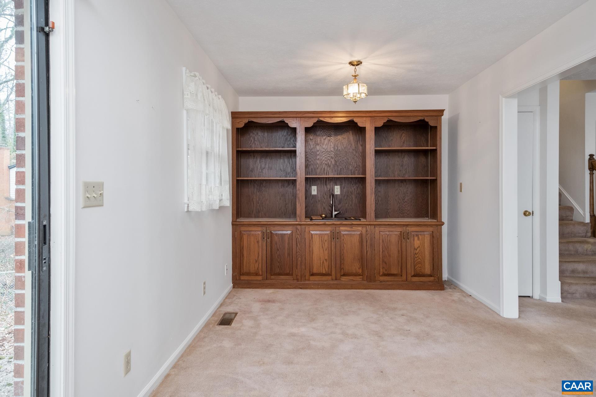 1704 Inglewood Dr