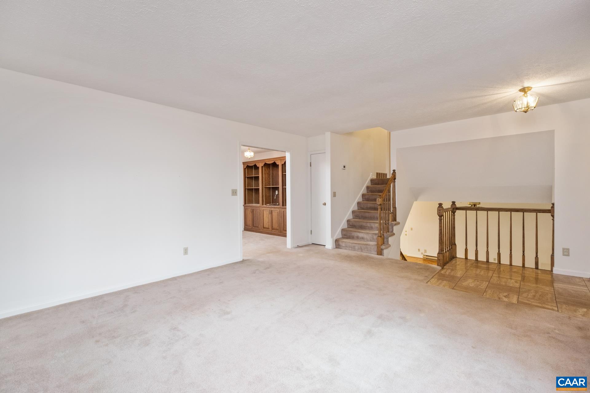 1704 Inglewood Dr