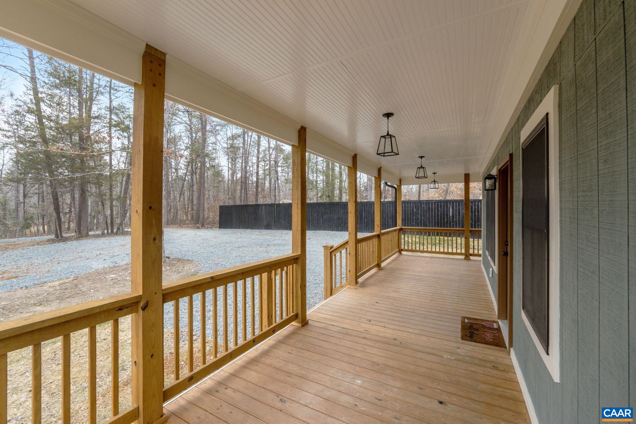 3689 Presidents Rd