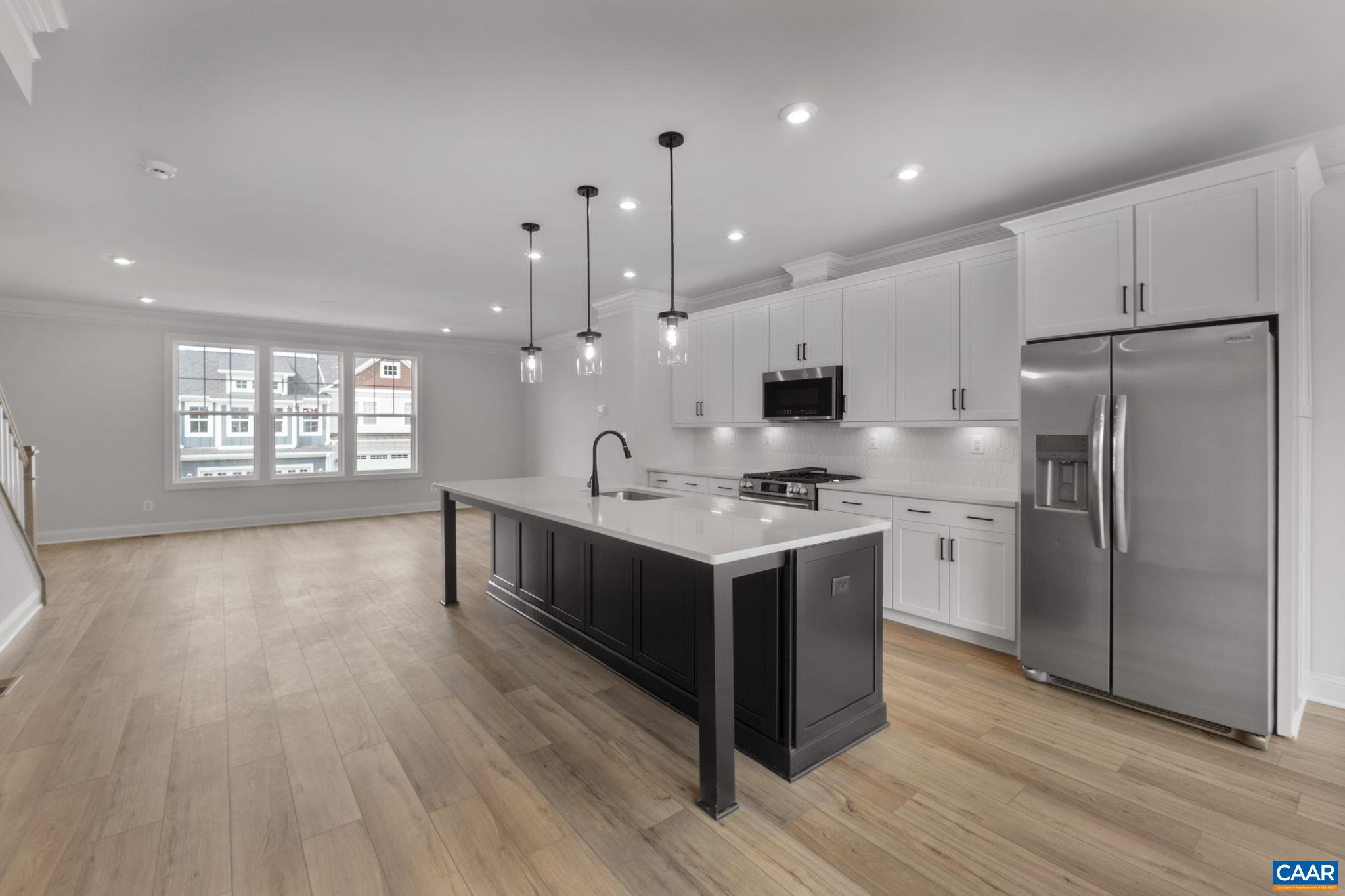 42 Farrow Cir
