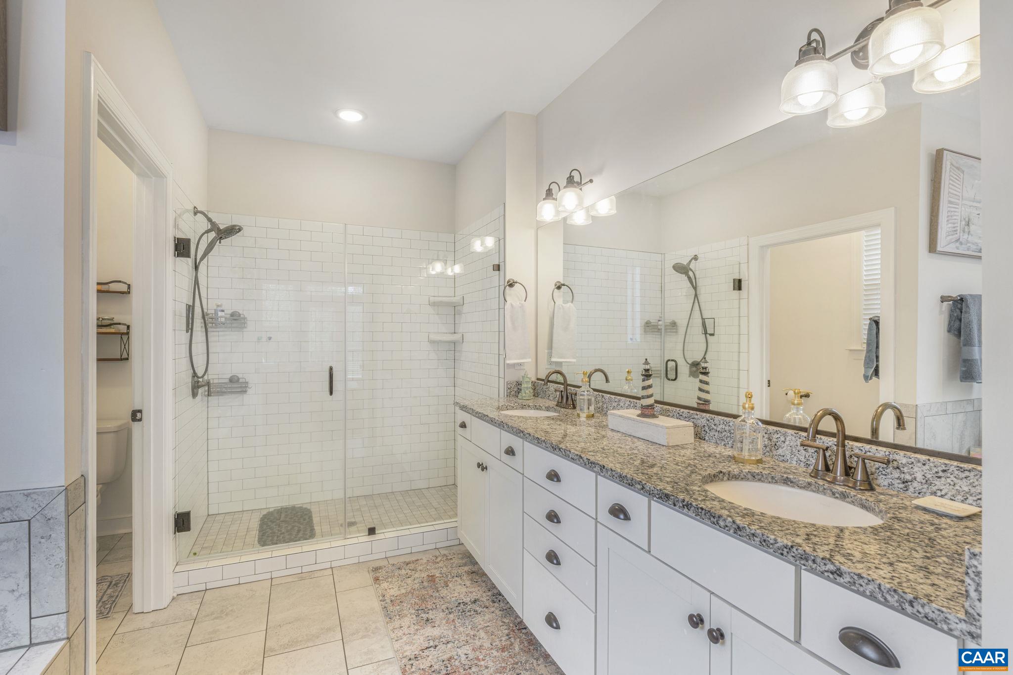41 Pine Shadow Ct