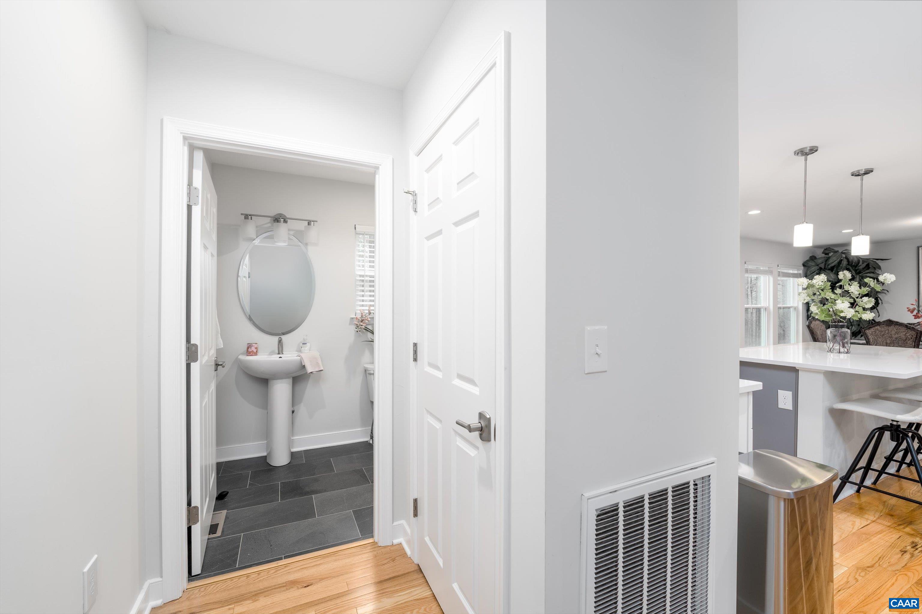 71 Palmer Pl