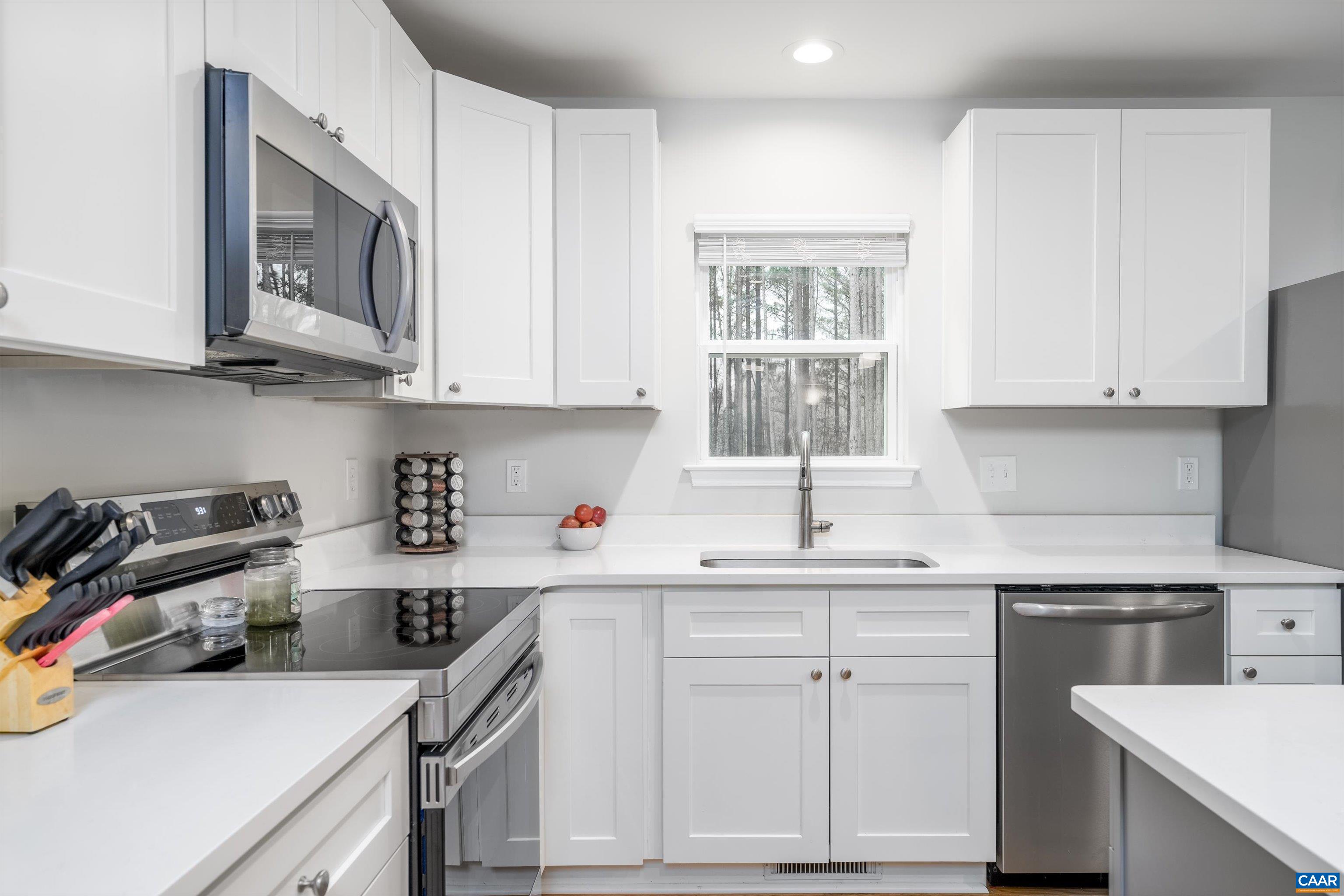 71 Palmer Pl