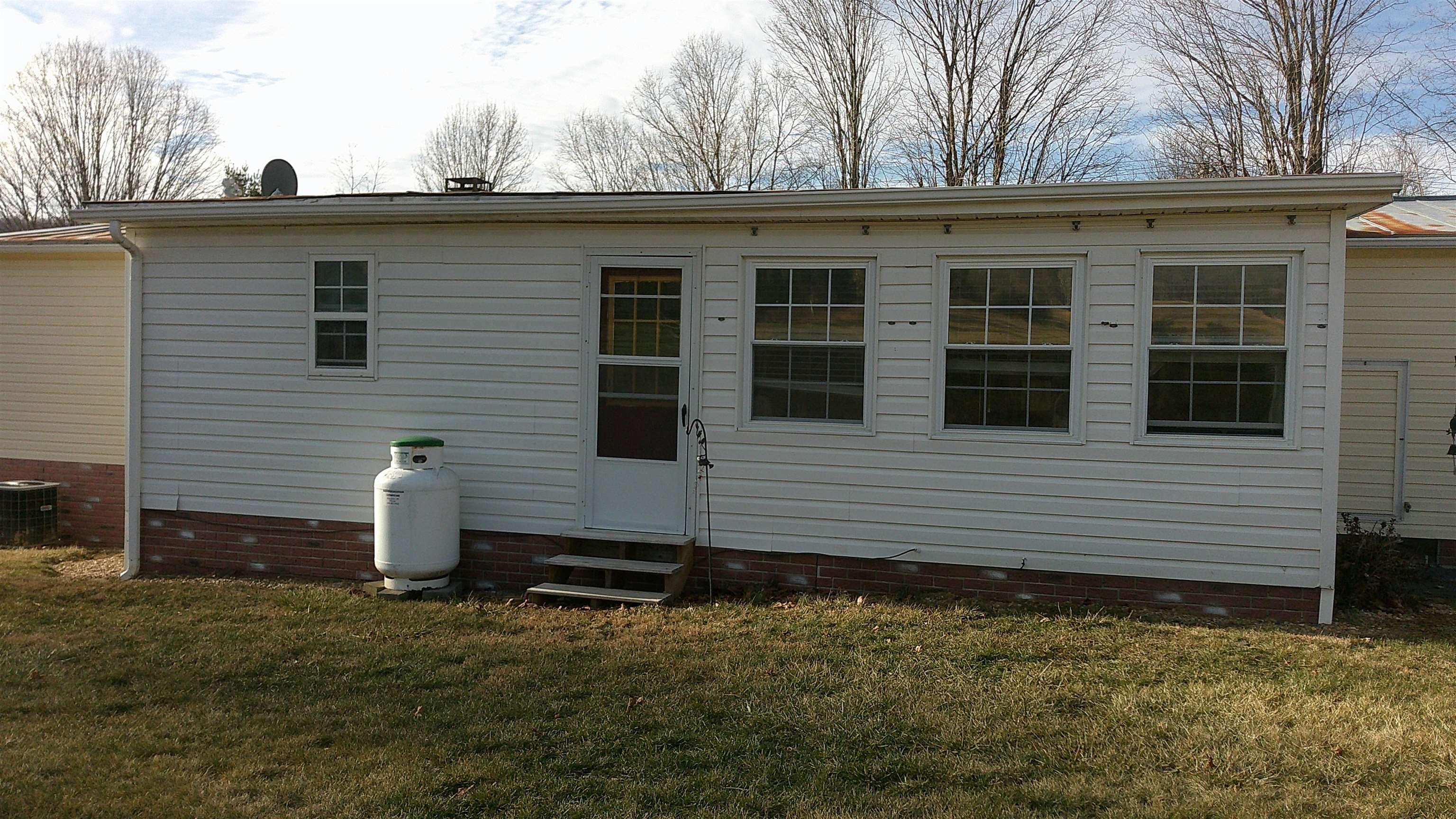 2518 Estaline Valley Rd