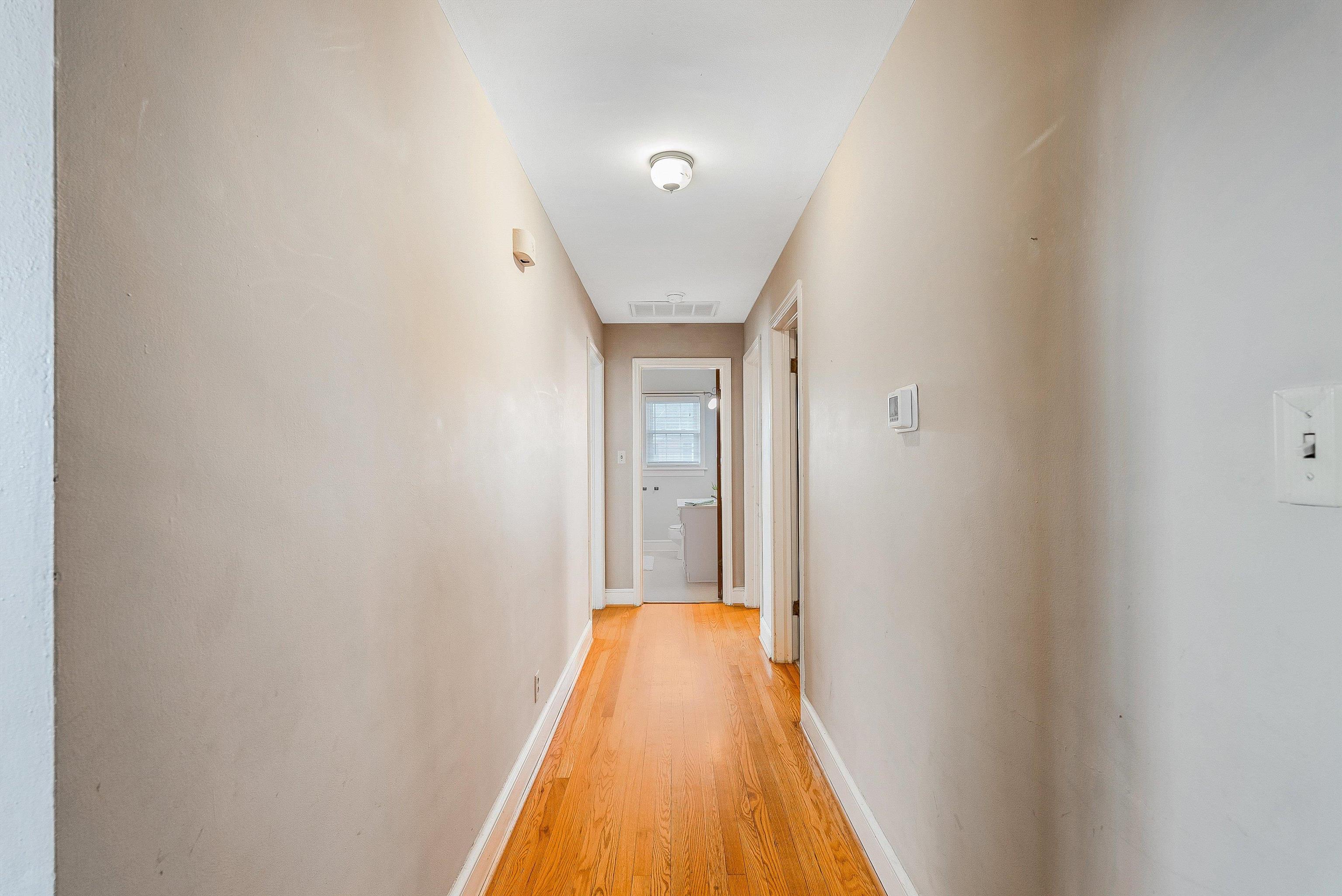 52 Herron St