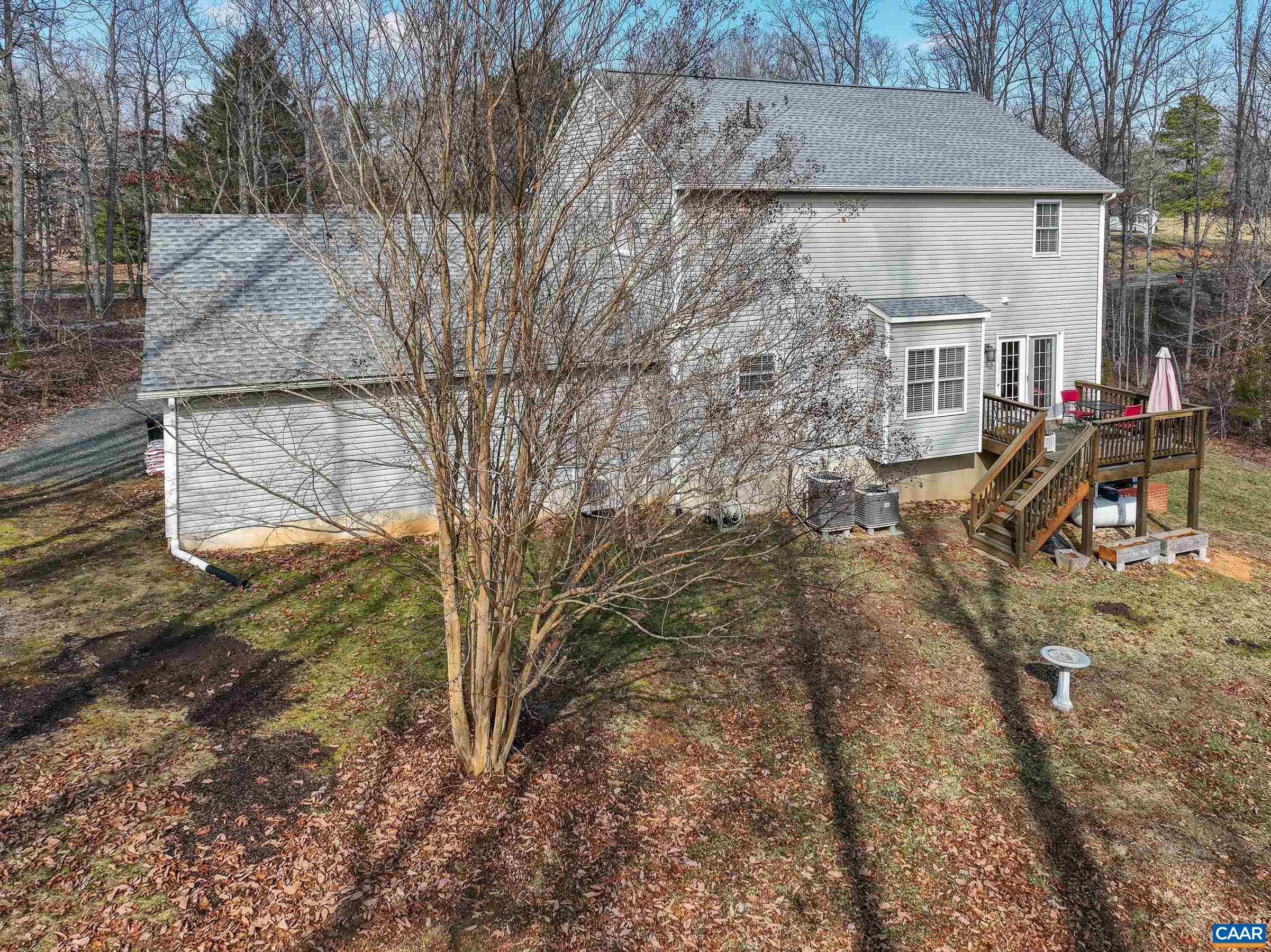 8512 Louisa Rd