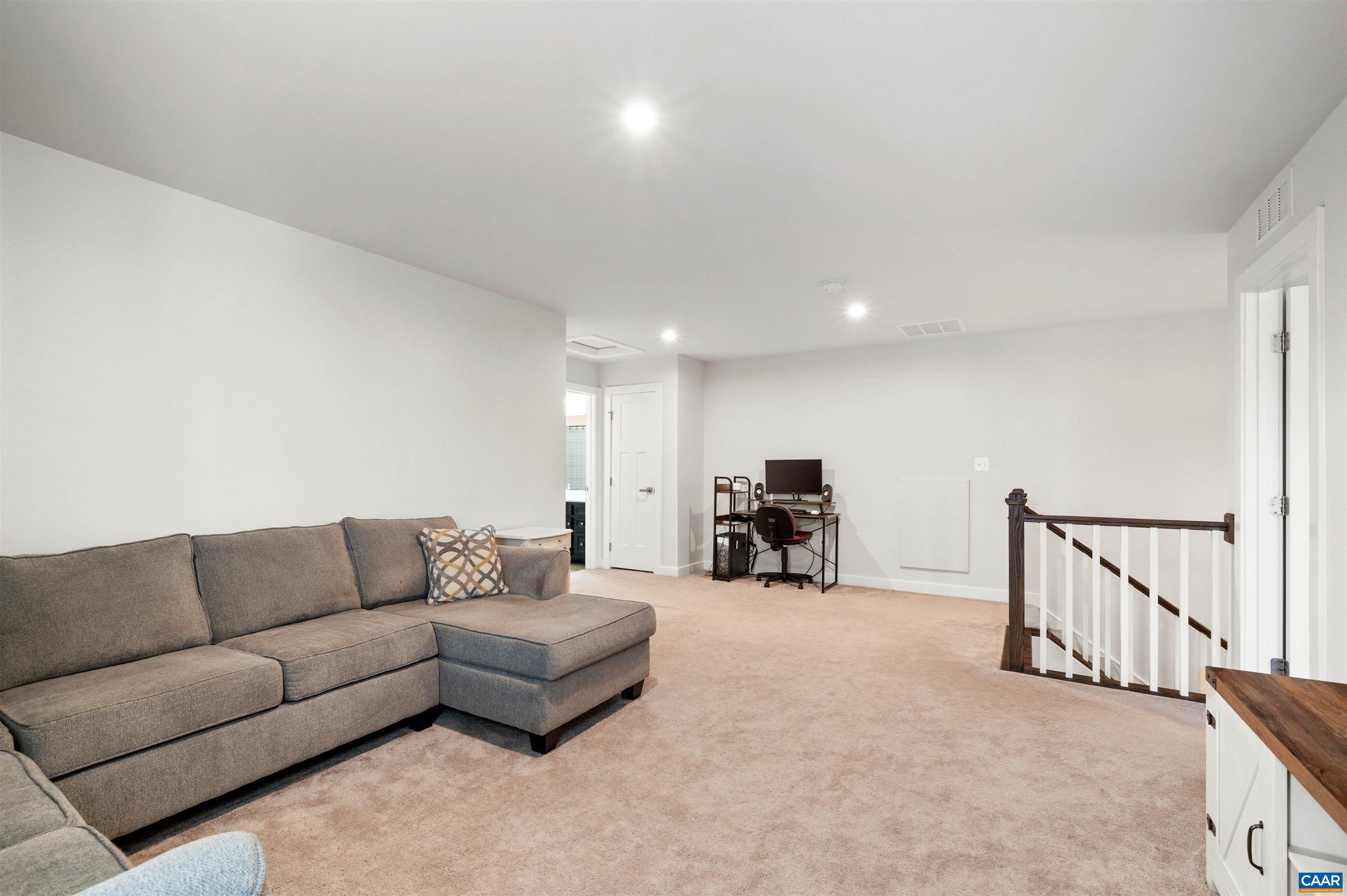 114 Island Hill Rd