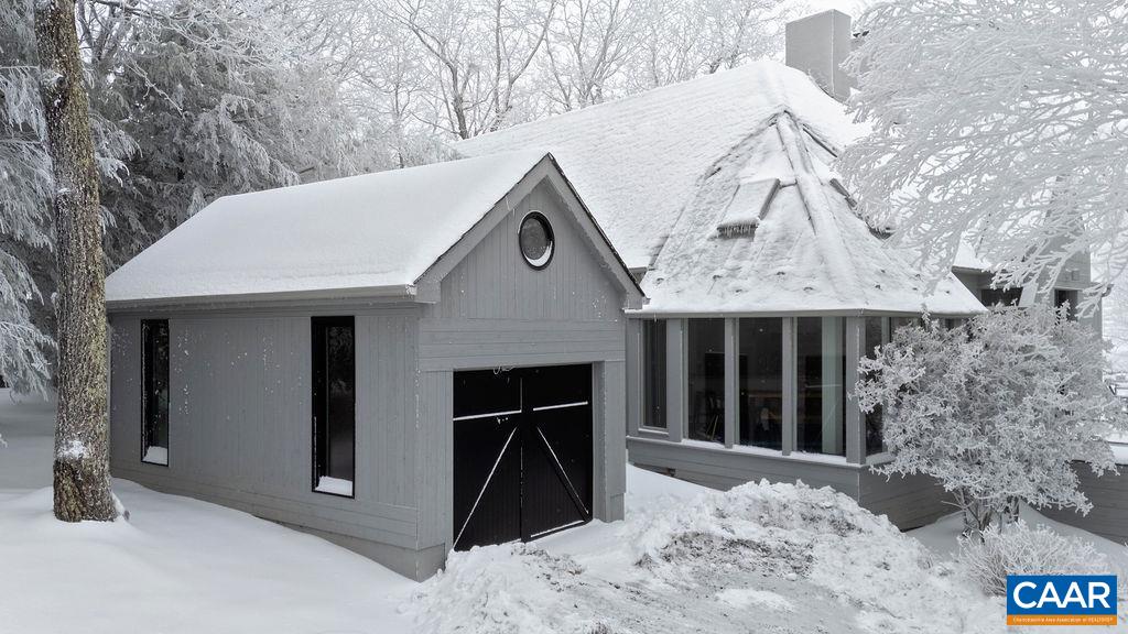 1023 Devils Knob Loop