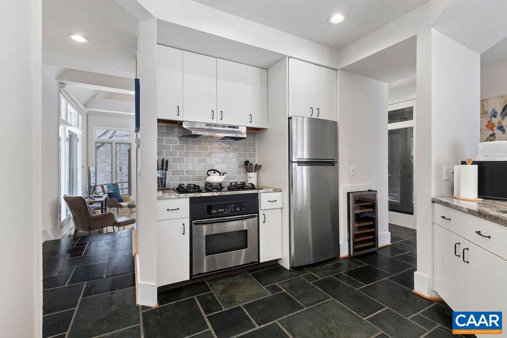 1023 Devils Knob Loop