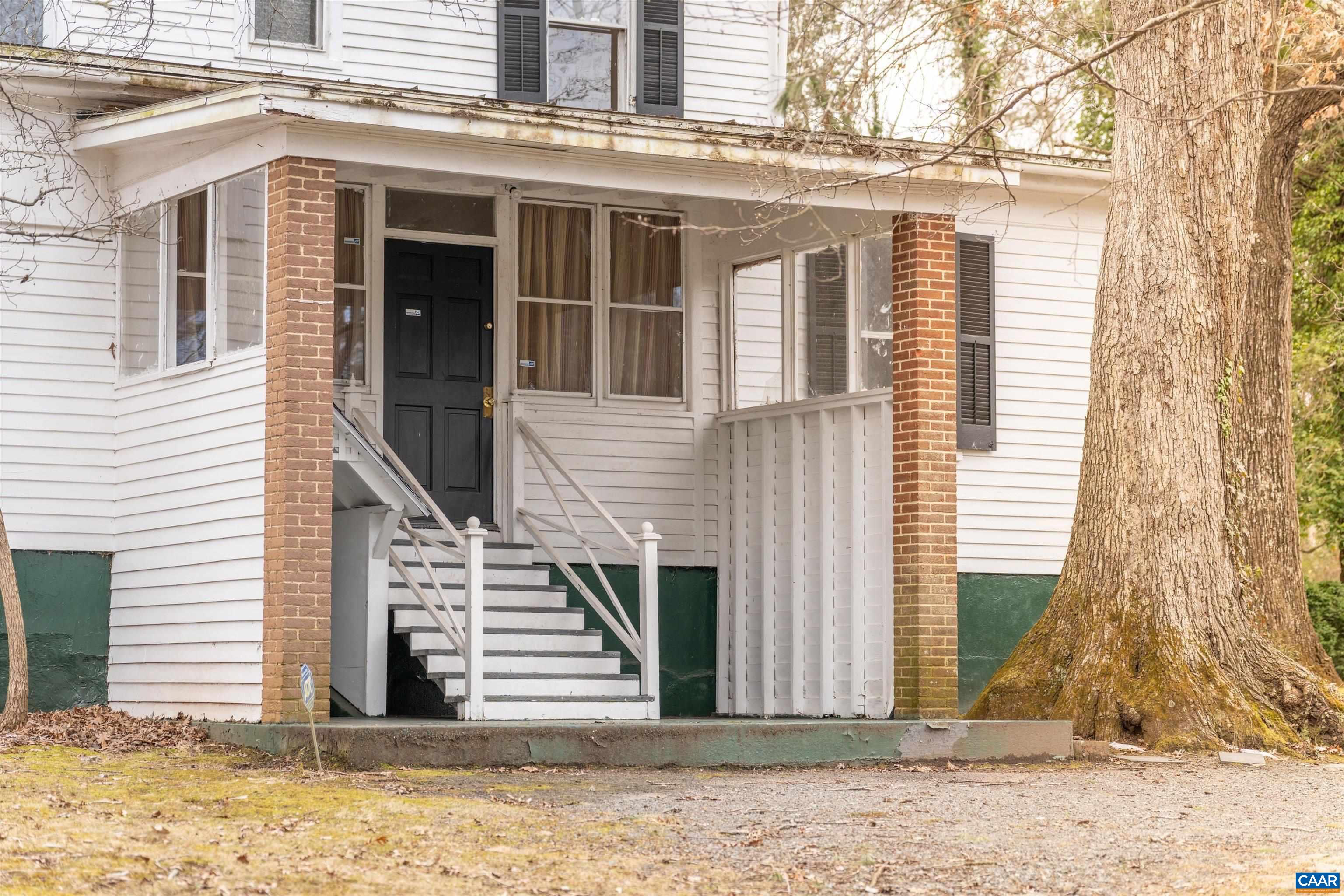 278 James River Rd