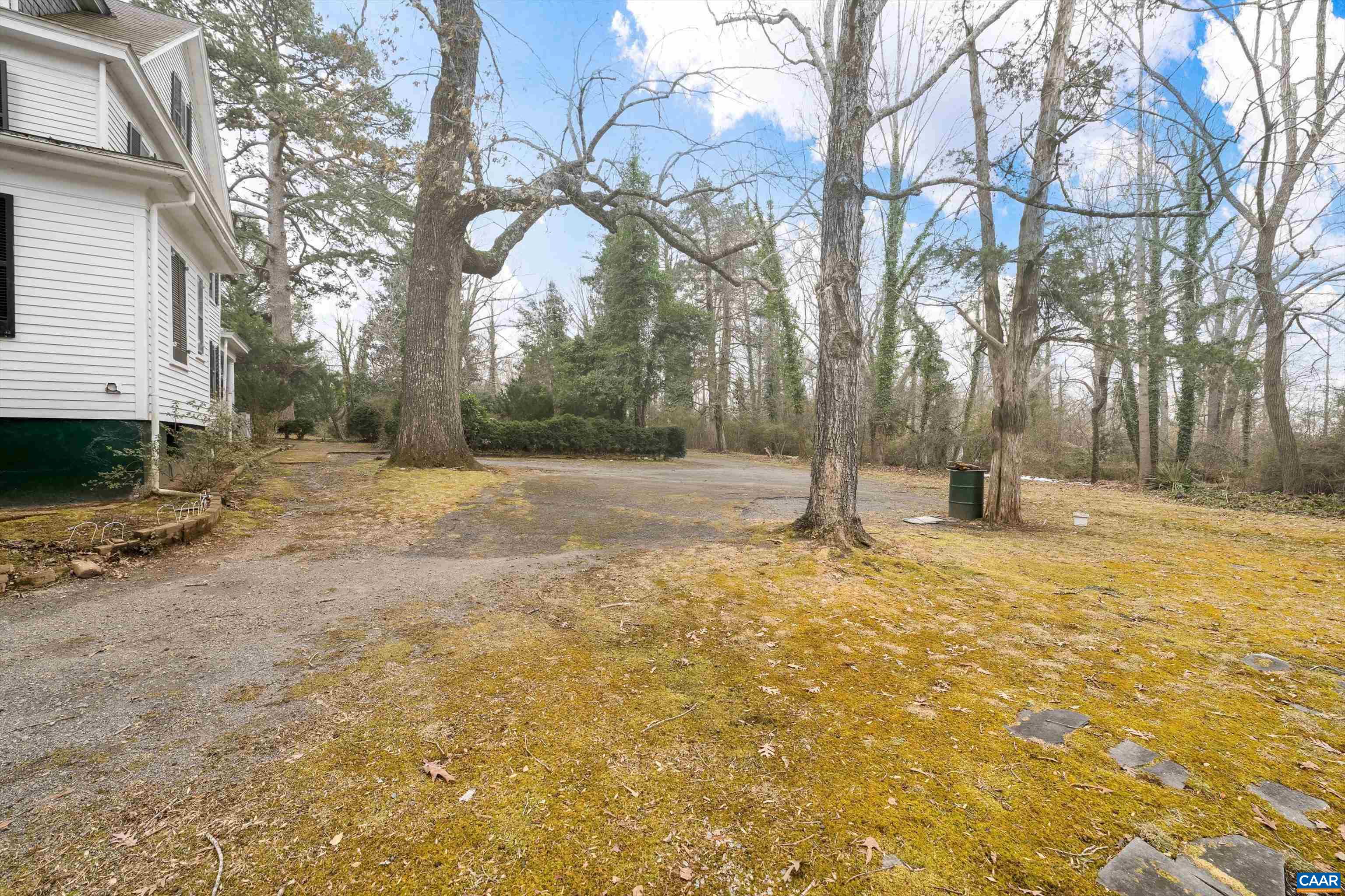 278 James River Rd