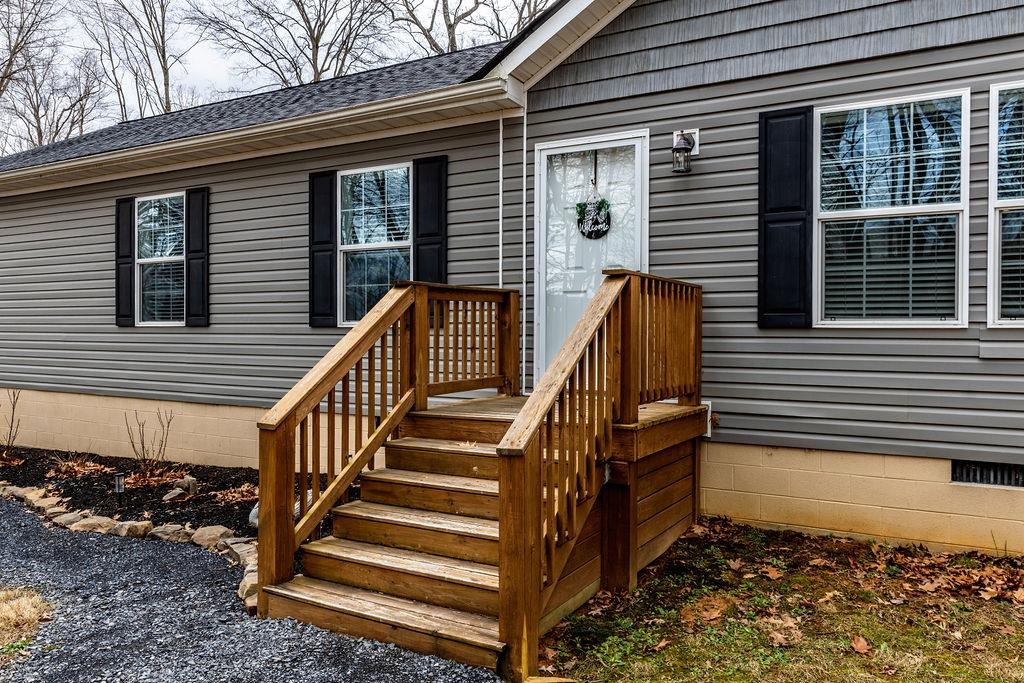 121 Sir Robin Rd