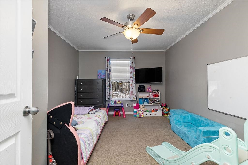 121 Sir Robin Rd