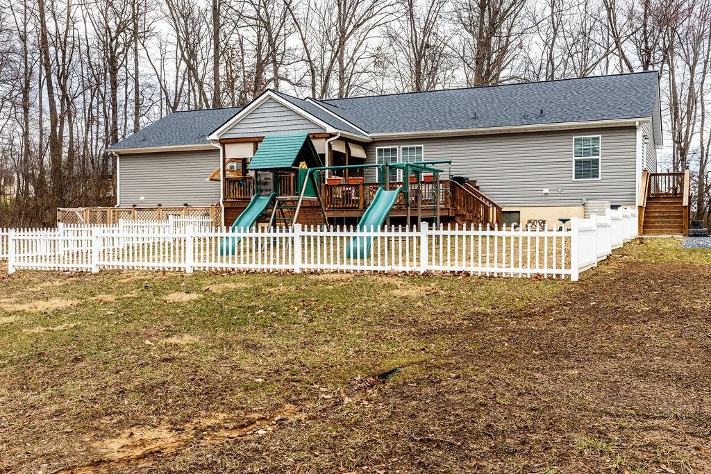 121 Sir Robin Rd
