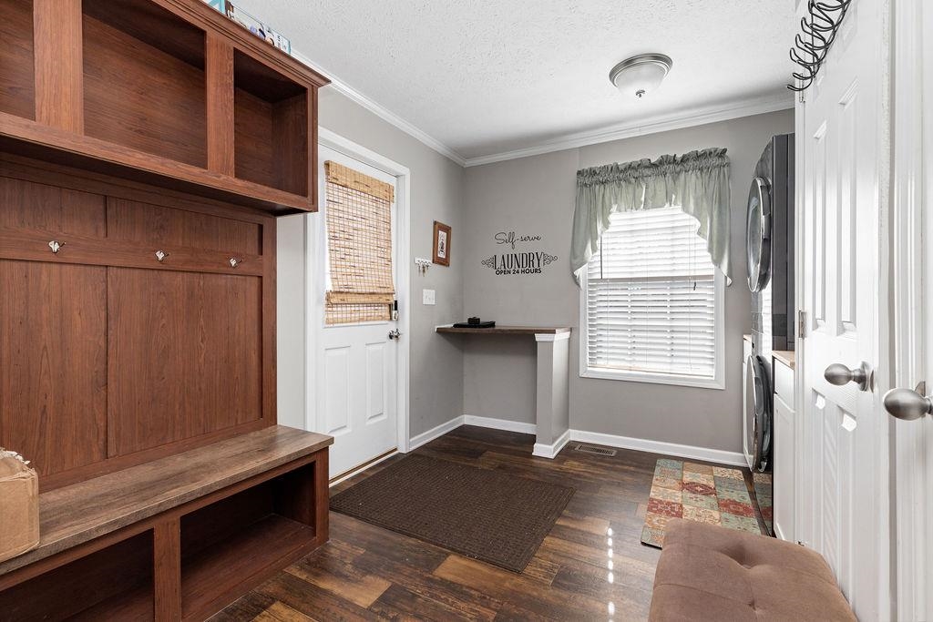 121 Sir Robin Rd