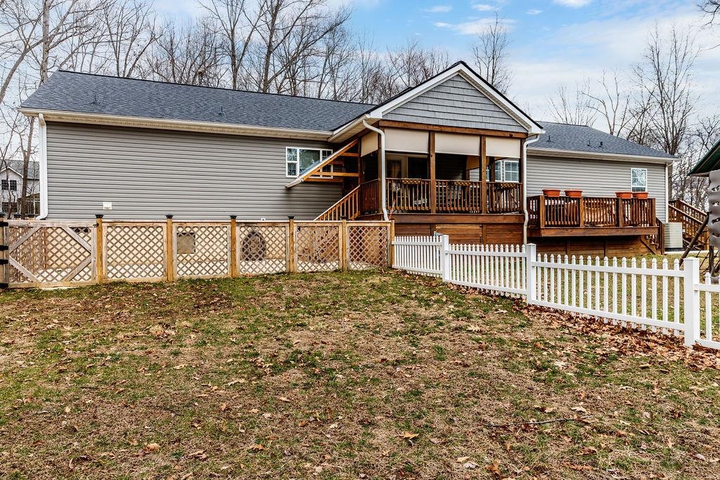 121 Sir Robin Rd